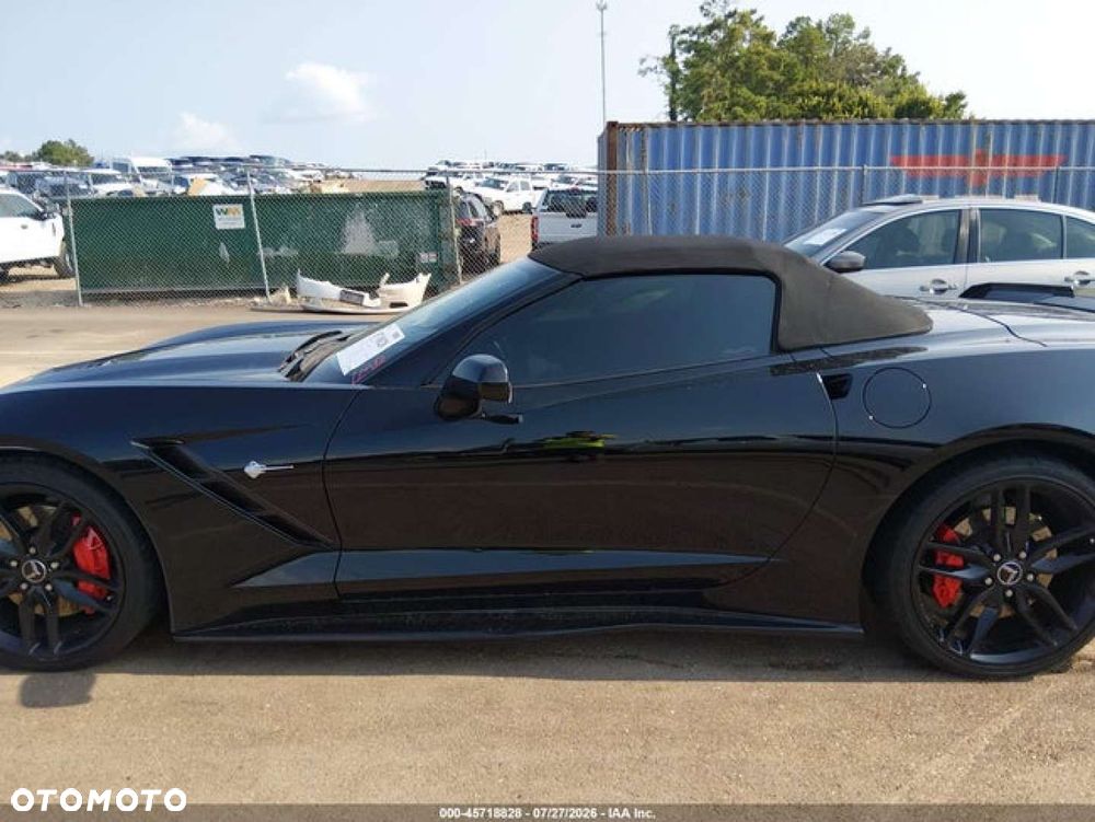 Chevrolet Corvette - 2