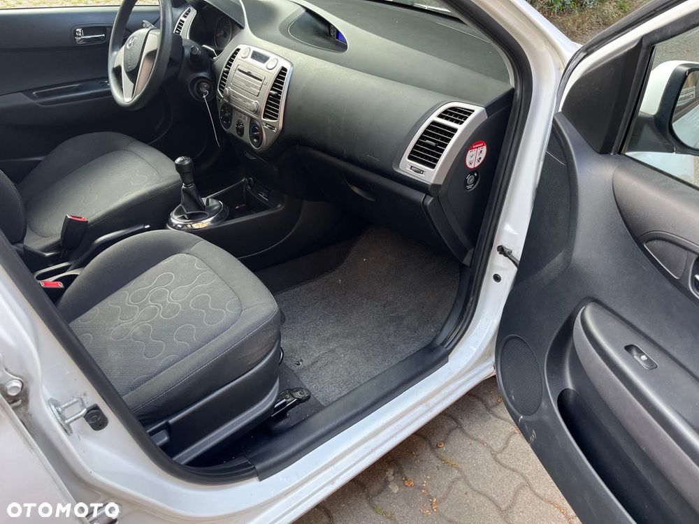 Hyundai i20 1.2 Classic - 12