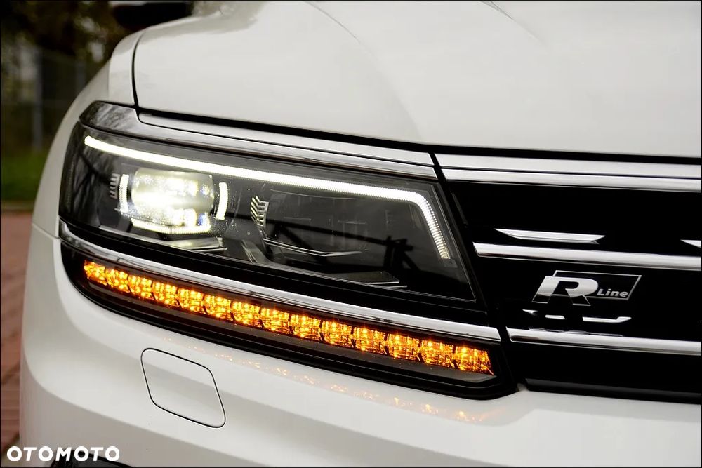 Volkswagen Tiguan 2.0 TSI OPF 4MOTION DSG R-Line - 37
