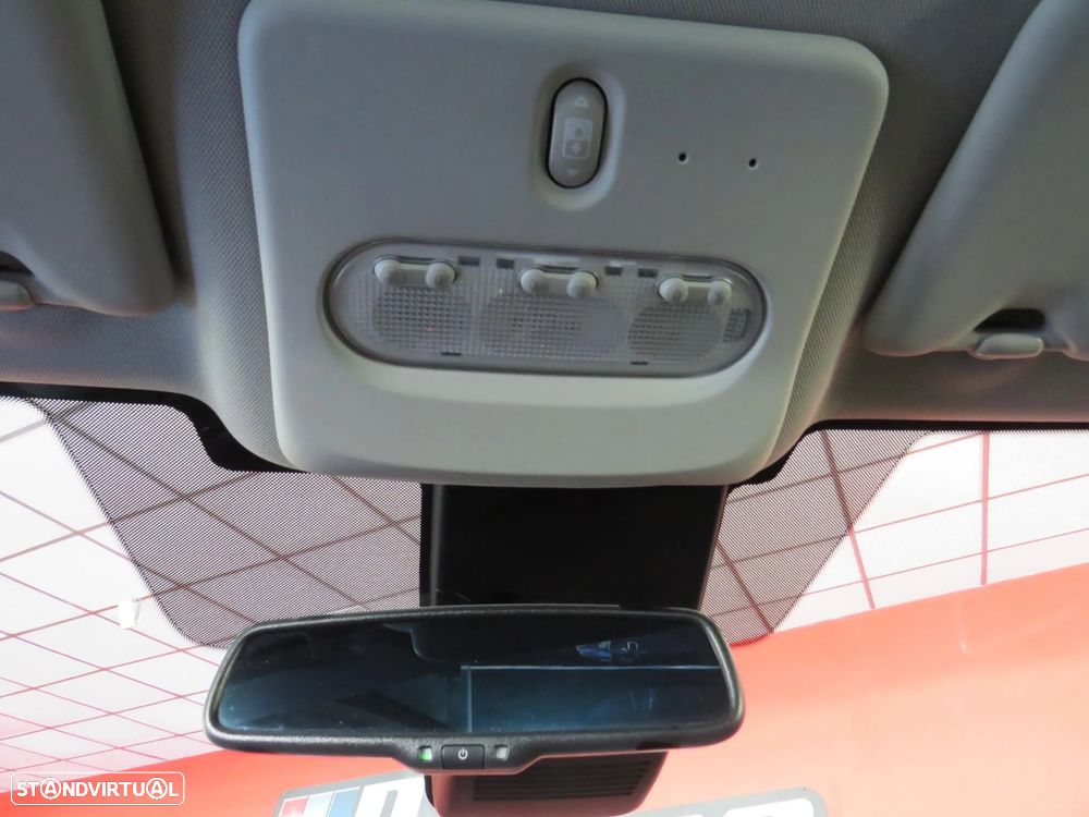 Nissan Qashqai 1.5 dCi N-Connecta J18+Led - 48