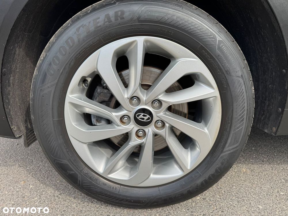Hyundai Tucson 1.6 GDI BlueDrive TourdePologne 2WD - 26