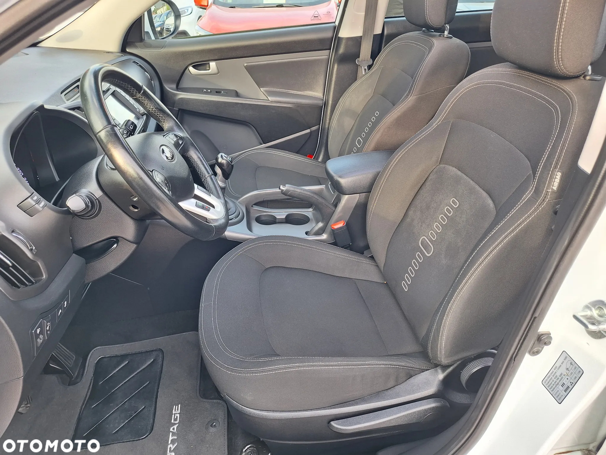 Kia Sportage 1.6 GDI Business Line 2WD - 33