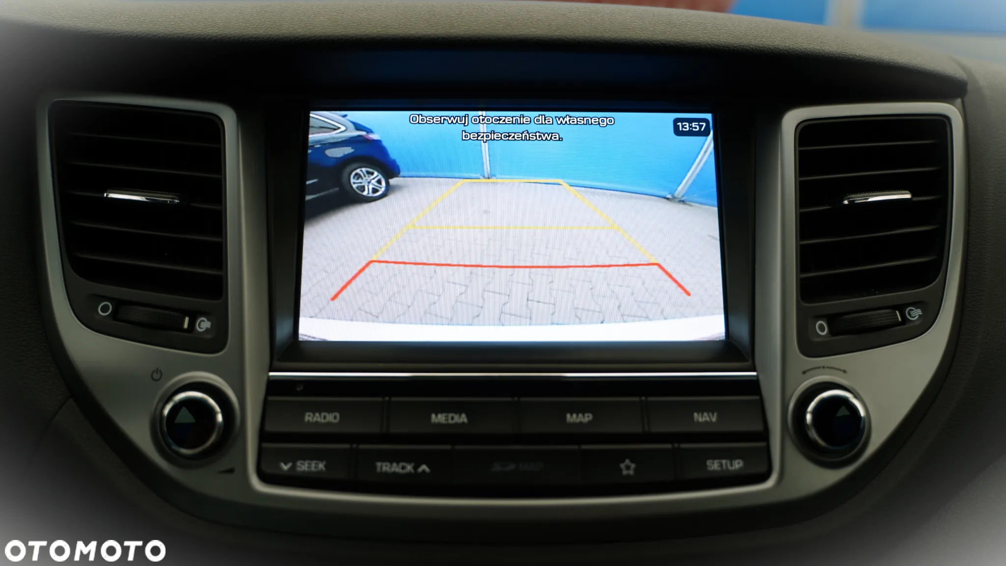 Hyundai Tucson 1.6 GDI BlueDrive Design 2WD - 35