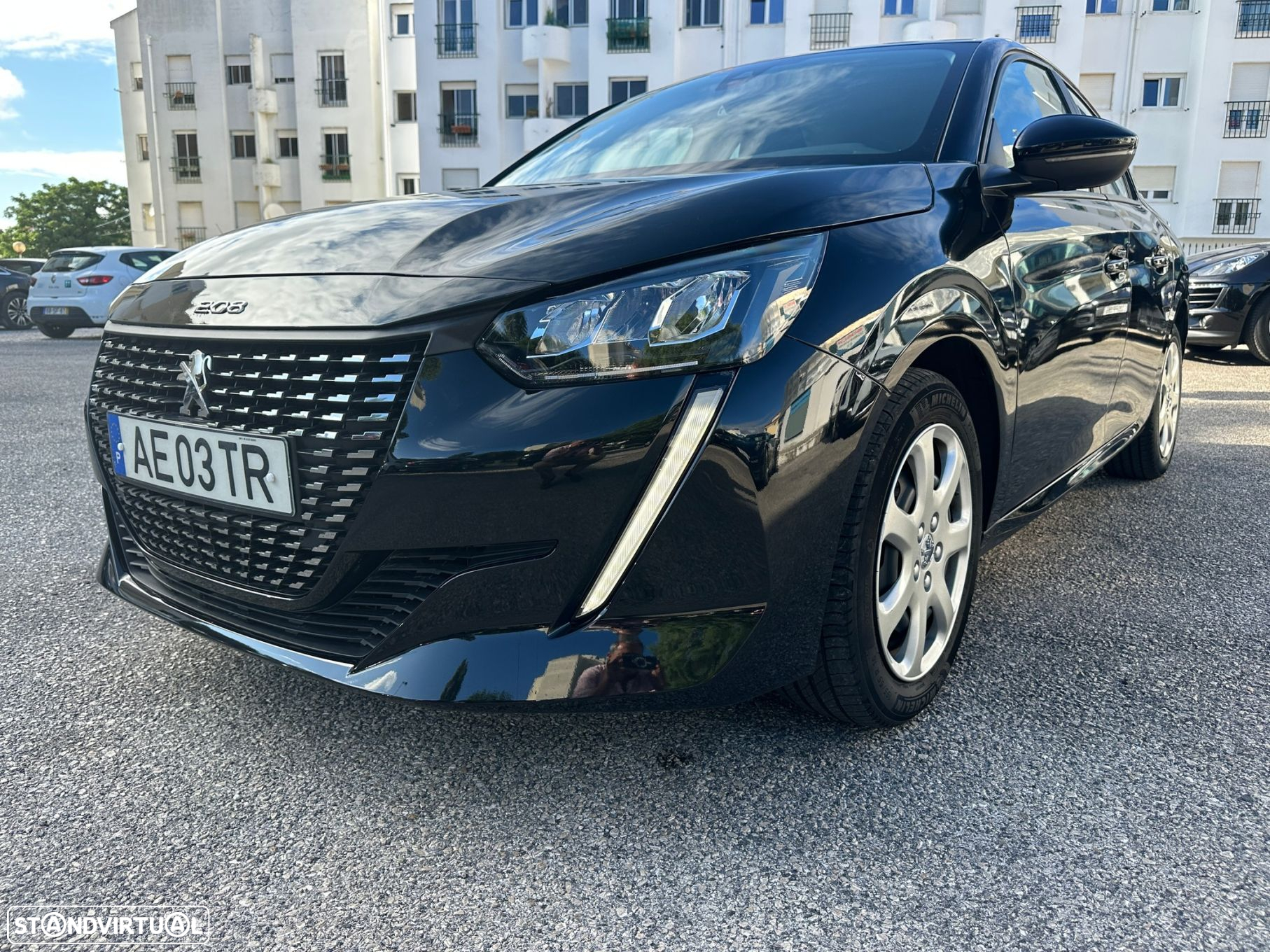 Peugeot 208 1.2 PureTech Active Pack - 2