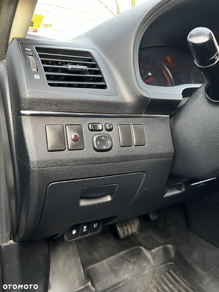 Toyota Avensis 2.0 Premium MS - 13