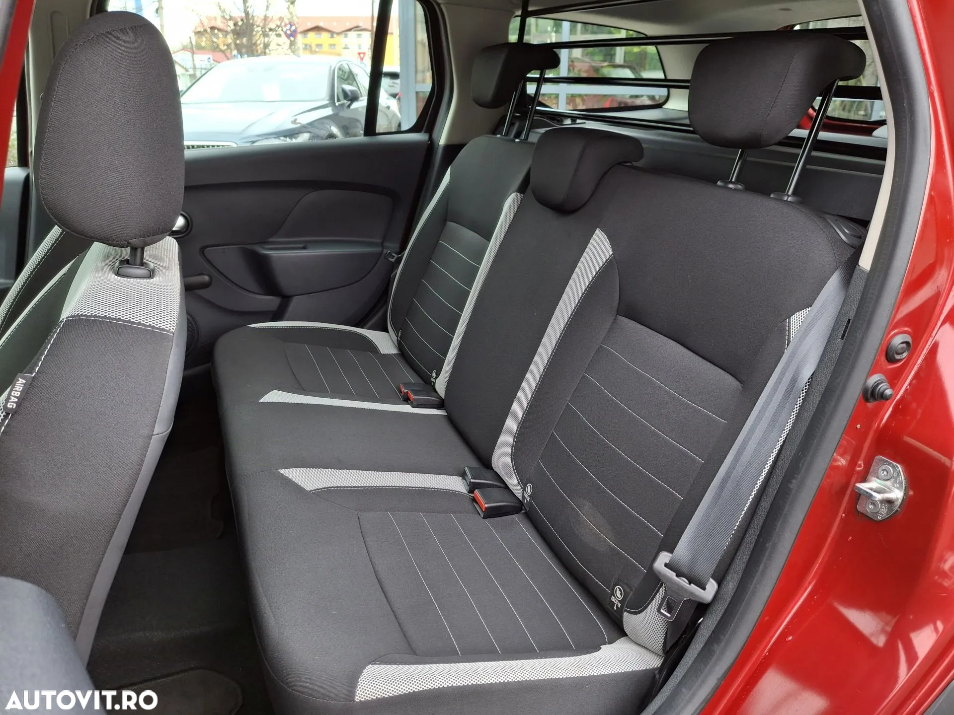 Dacia Logan Stepway MCV 0.9 TCe Prestige - 17
