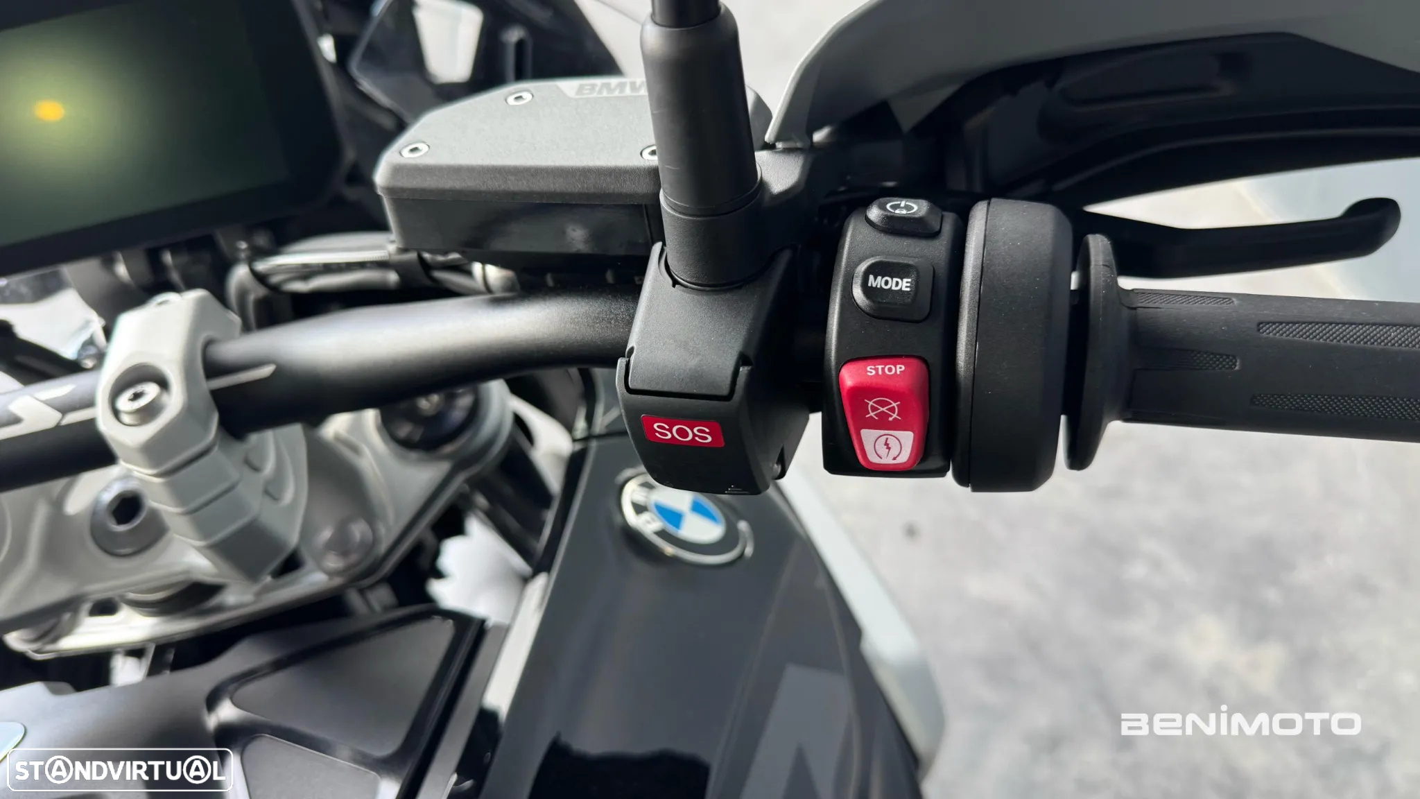 BMW R 1300 GS Triple Black - 18