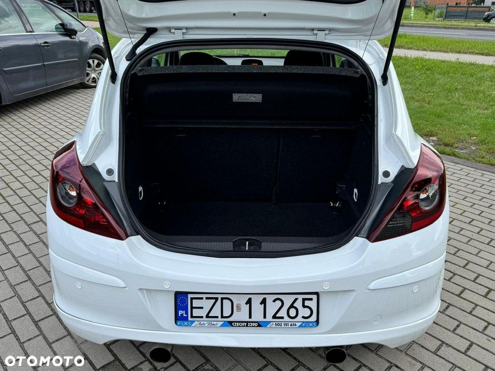 Opel Corsa 1.6 Turbo Color Edition - 26