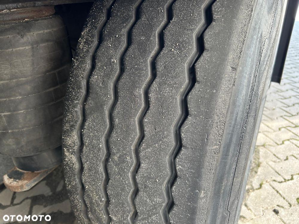Schmitz Cargobull Kwiatówka; ThermoKing SLXi300; szyna STD; uchwyty promowe - 12