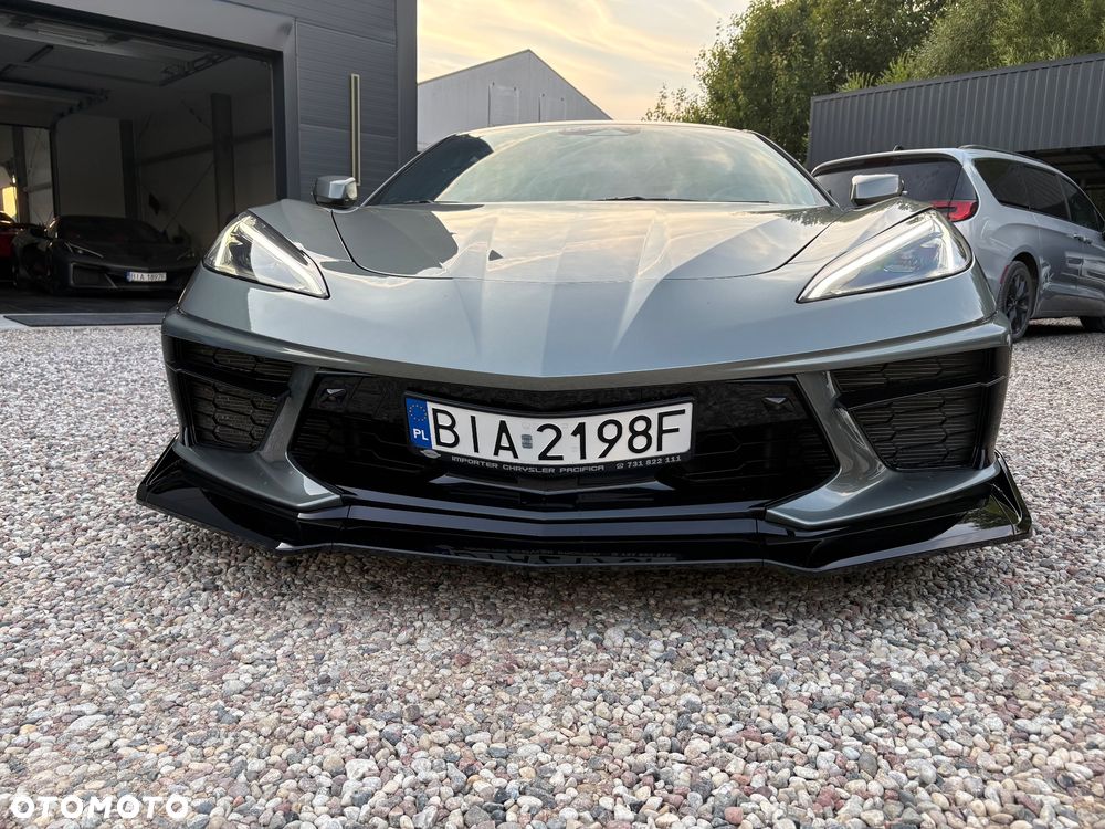 Chevrolet Corvette - 8