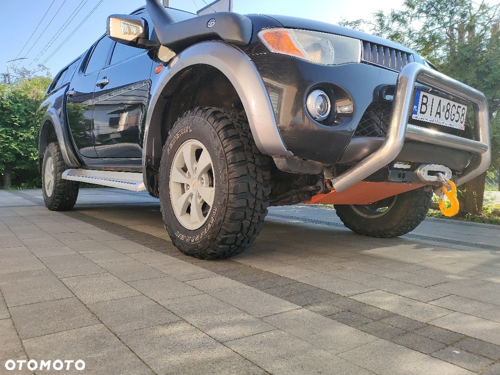 Mitsubishi L200 - 4