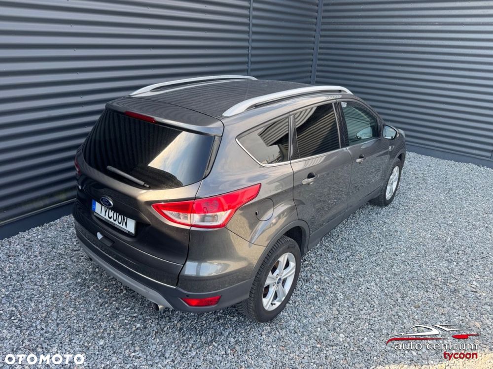 Ford Kuga - 5