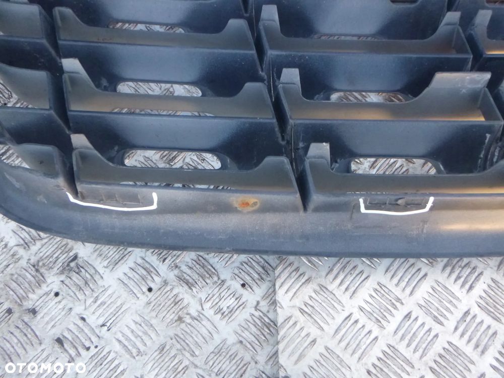 GRILL ATRAPA RENAULT MASTER III 2012r  623100256R - 5