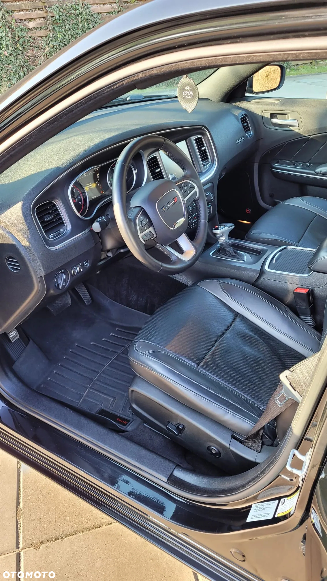 Dodge Charger 3.6 GT - 12