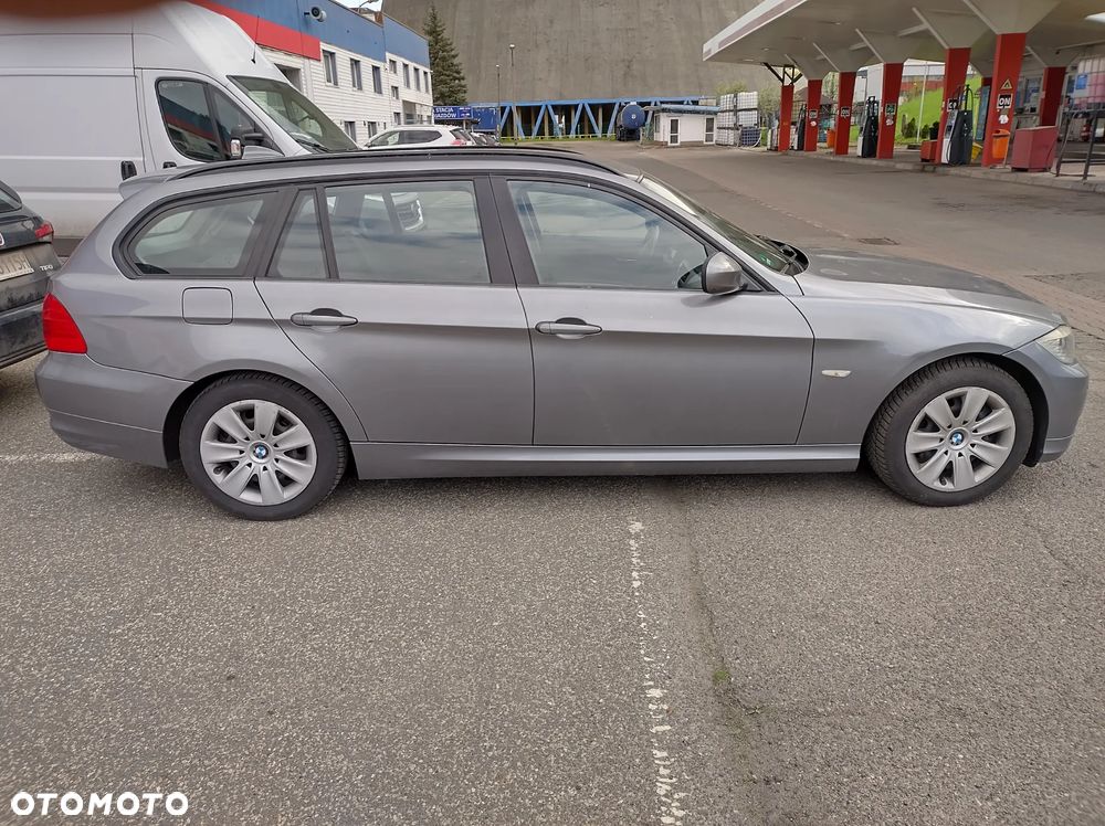 BMW Seria 3 316d - 6