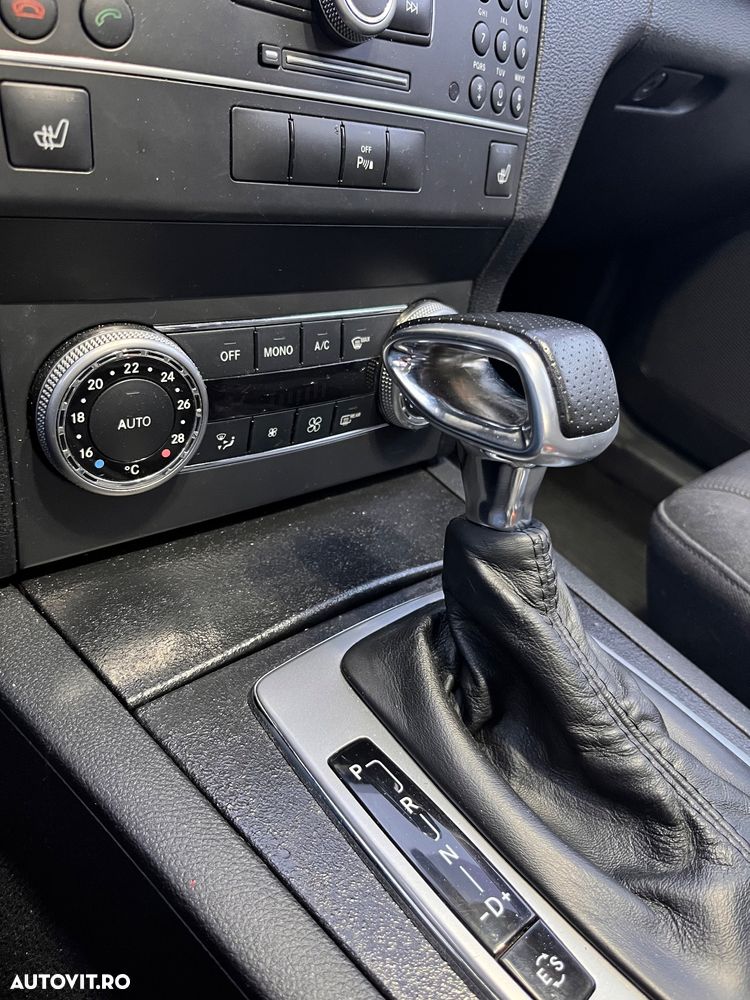 Mercedes-Benz GLK 250 CDI DPF 4Matic BlueEFFICIENCY 7G-TRONIC - 7