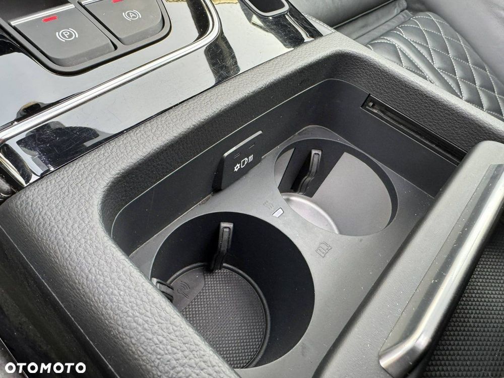 Audi SQ5 Sportback - 26