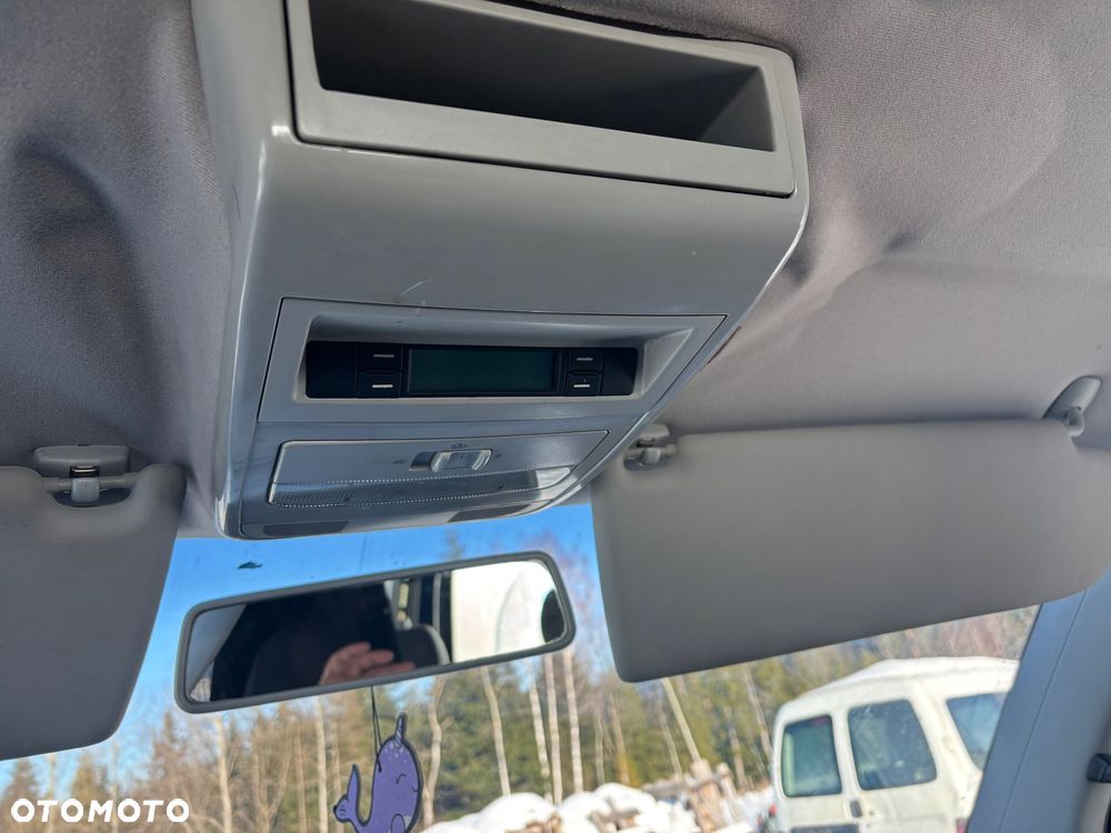 Volkswagen Transporter Caravelle Kurz (7.Si.) - 1