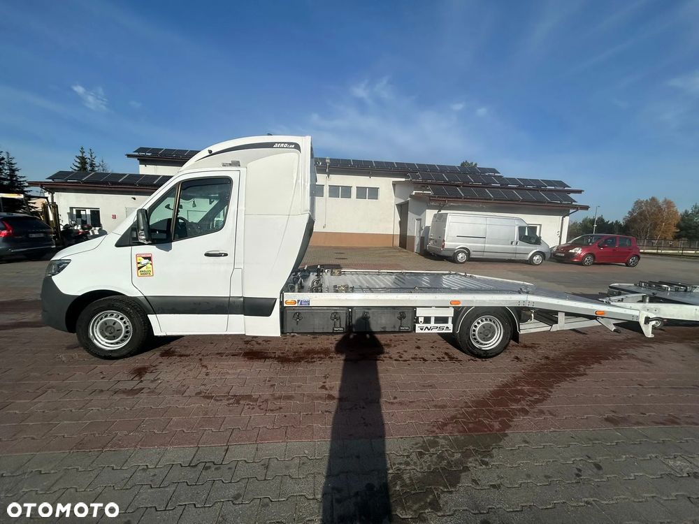 Mercedes-Benz Sprinter 319 - 29