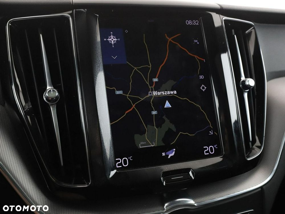 Volvo XC 60 T8 AWD Recharge Geartronic RDesign - 31