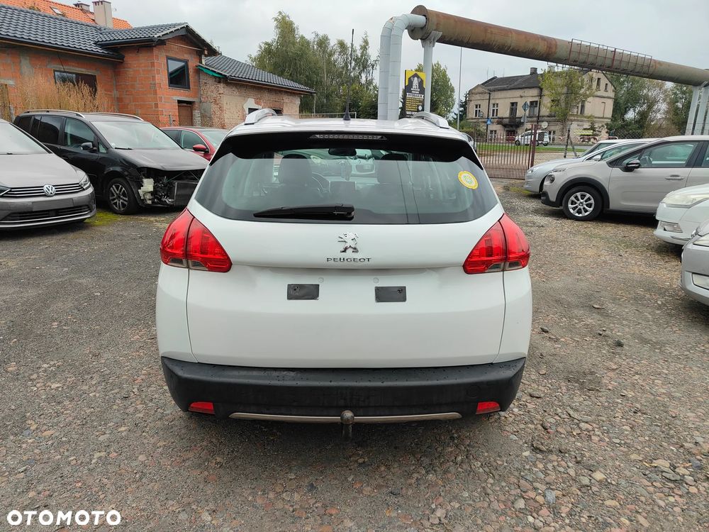 Peugeot 2008 - 7