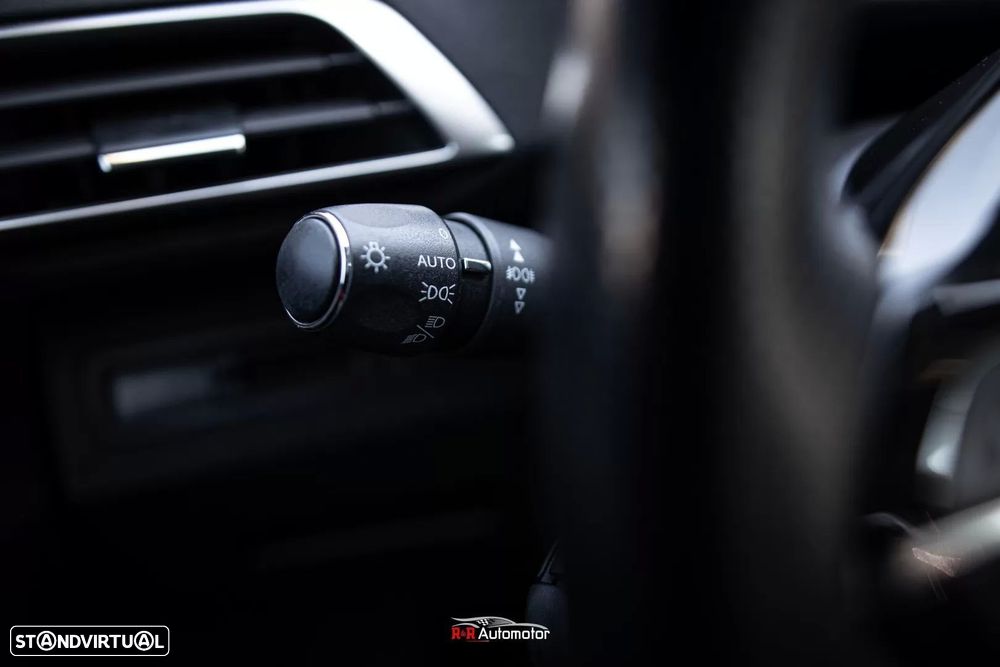 Peugeot 3008 1.5 BlueHDi GT Line EAT8 - 40