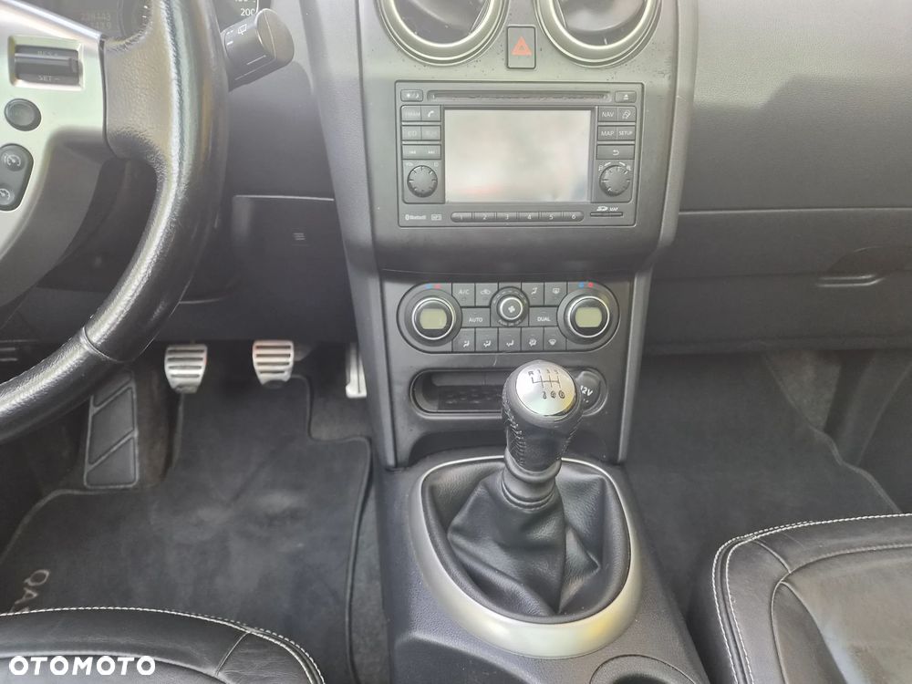 Nissan Qashqai - 14