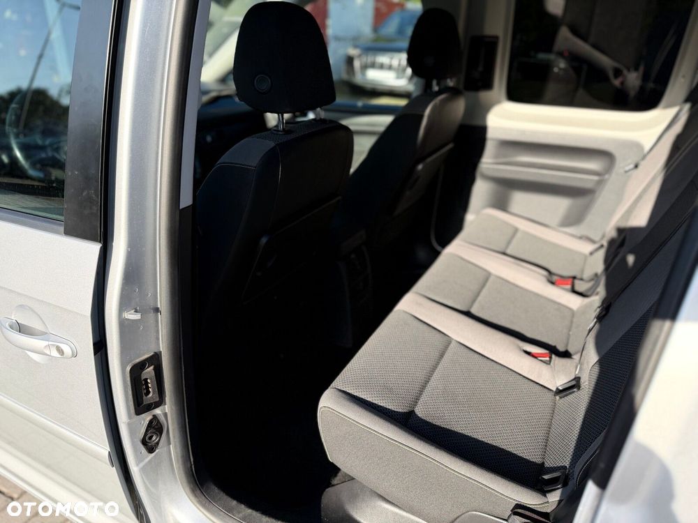 Volkswagen Caddy Maxi DSG - 20