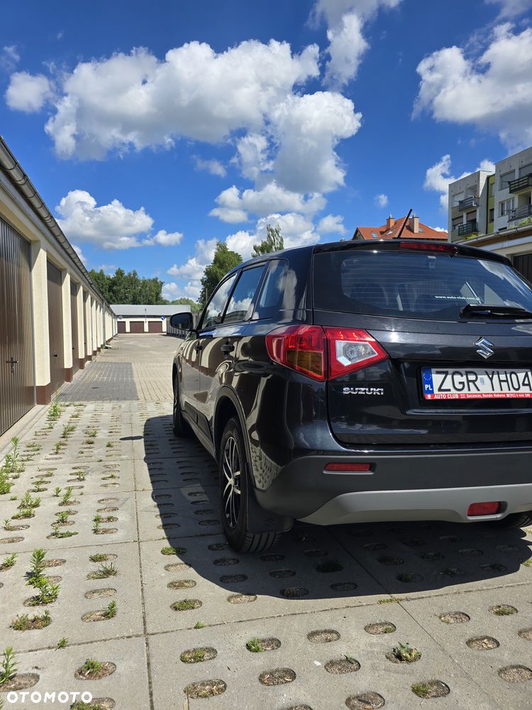 Suzuki Vitara 1.6 Comfort 2WD - 2