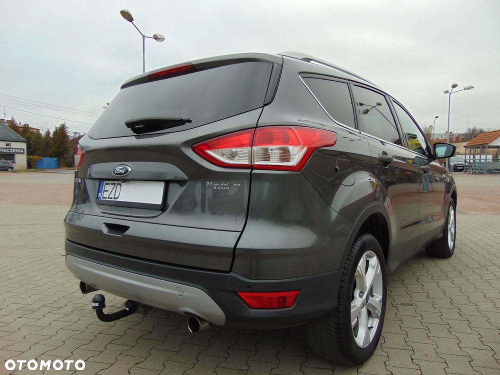 Ford Kuga 1.5 EcoBoost 2x4 Titanium - 15