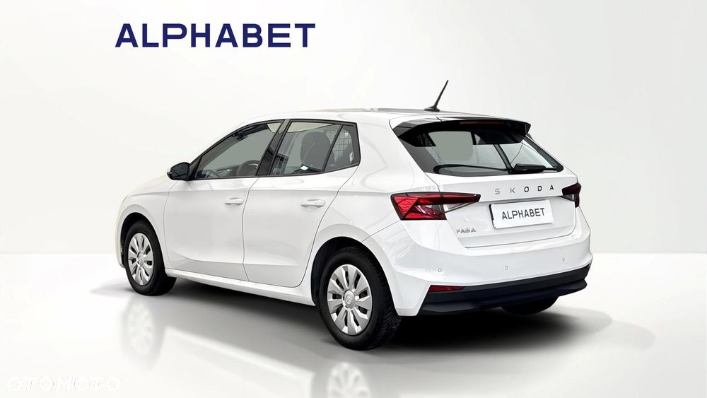 Skoda Fabia 1.0 Essence - 3