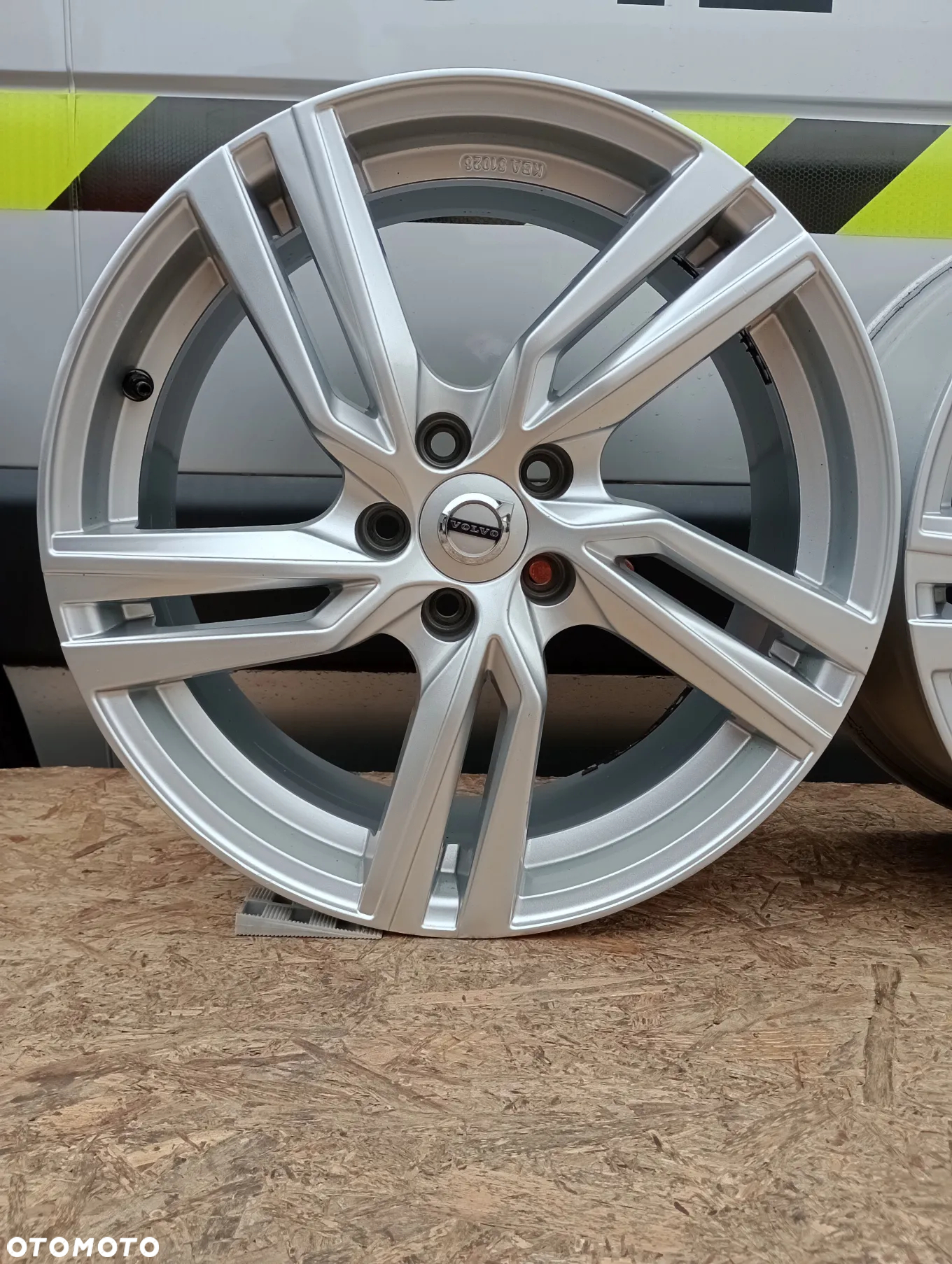 FELGI ALUMINIOWE 5x108 R18 8J ET42,5 63,4 VOLVO C30 C70 EX30 S40 S60 S80 S90 V40 V50 V60 V70 V90 XC40 XC60 XC70 XC90 - 7
