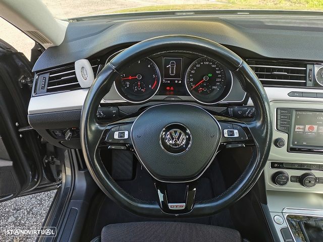 VW Passat Variant 2.0 TDi DSG (BlueMotion ) Comfortline - 8