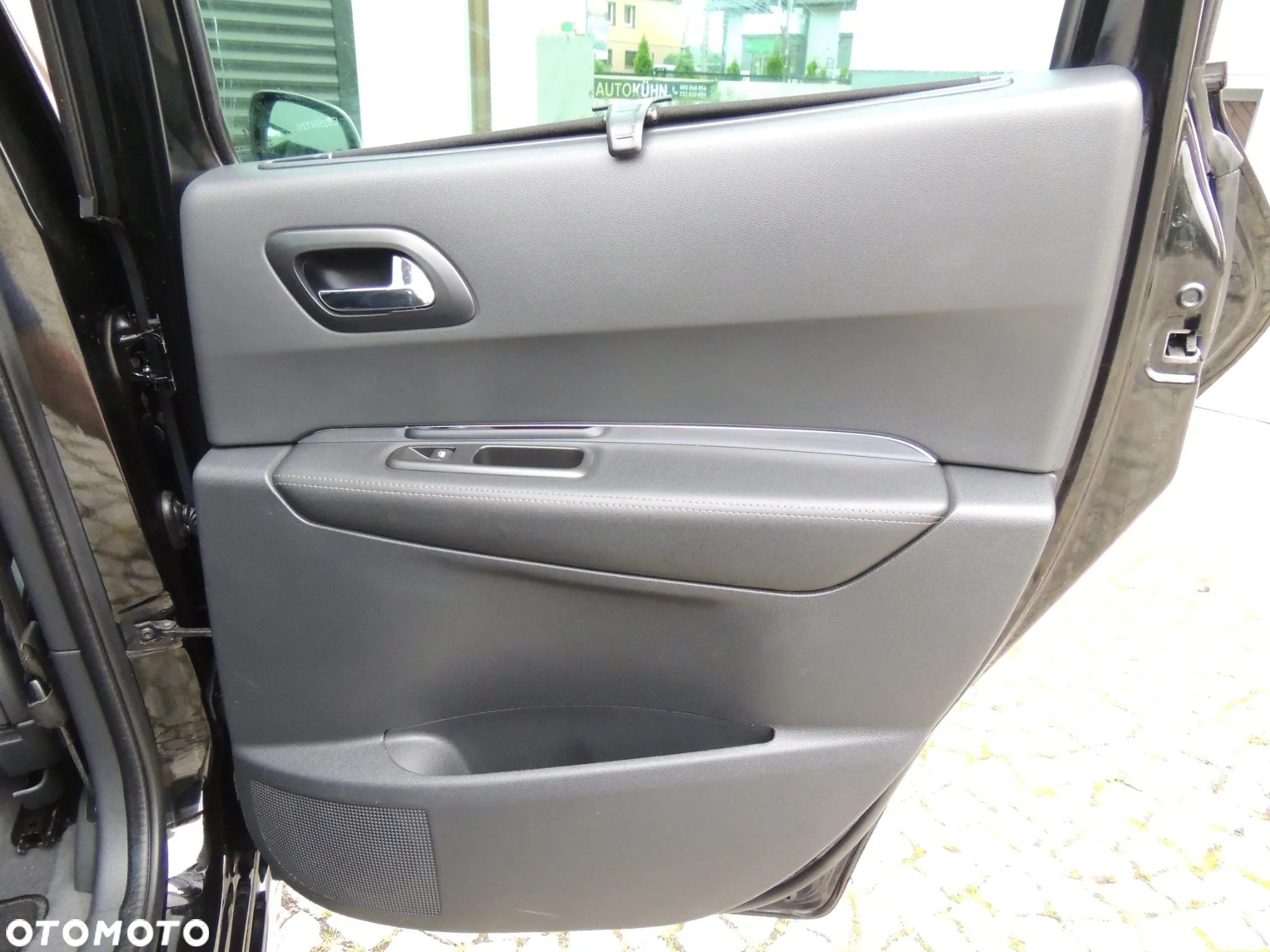 Peugeot 3008 HDi 115 Allure - 25