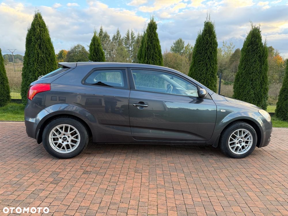 Kia Ceed - 5