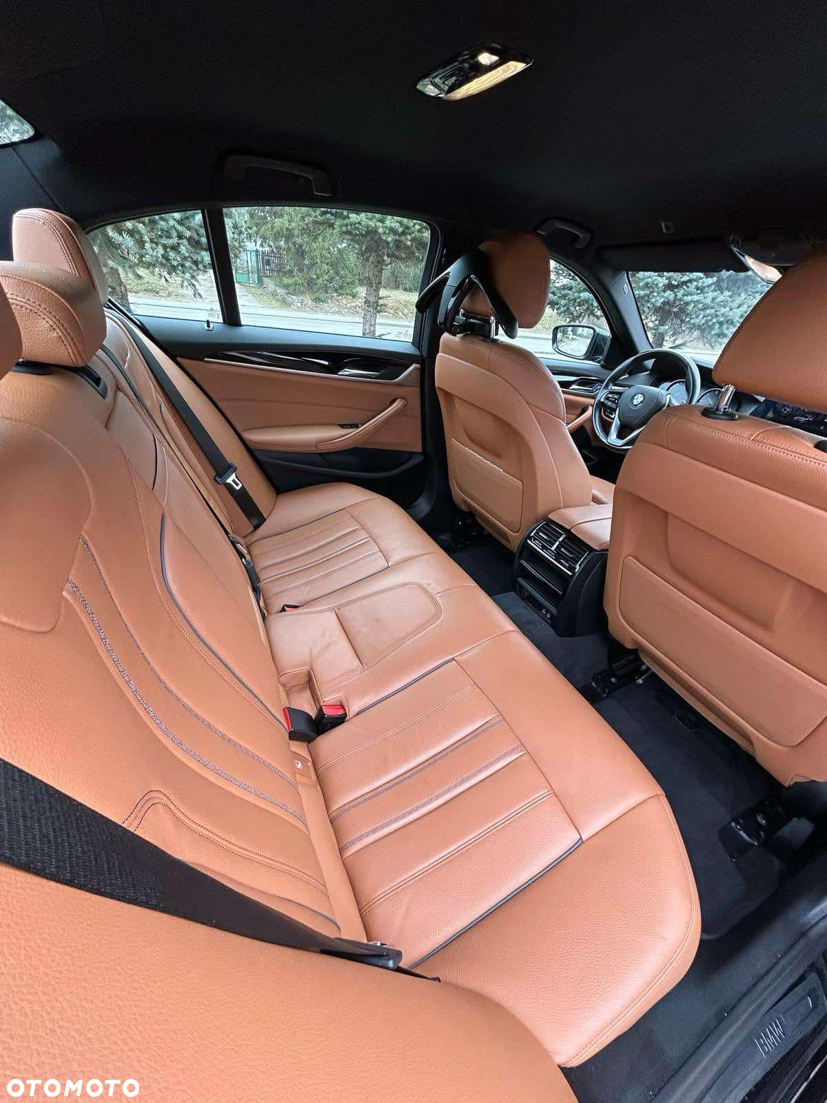 BMW Seria 5 518d Sport Line - 13