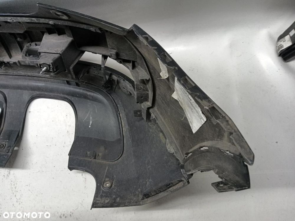 ZDERZAK TYŁ TYLNY AUDI Q3 8U0807511 - 8