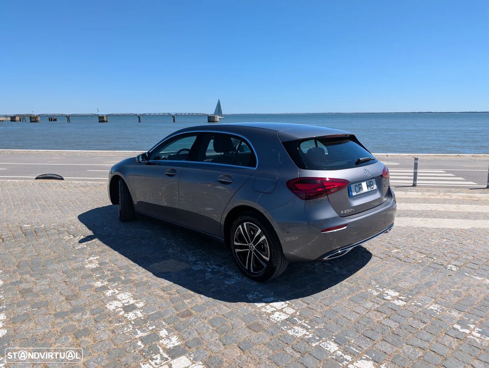 Mercedes-Benz A 250 e 8G-DCT Progressive - 3