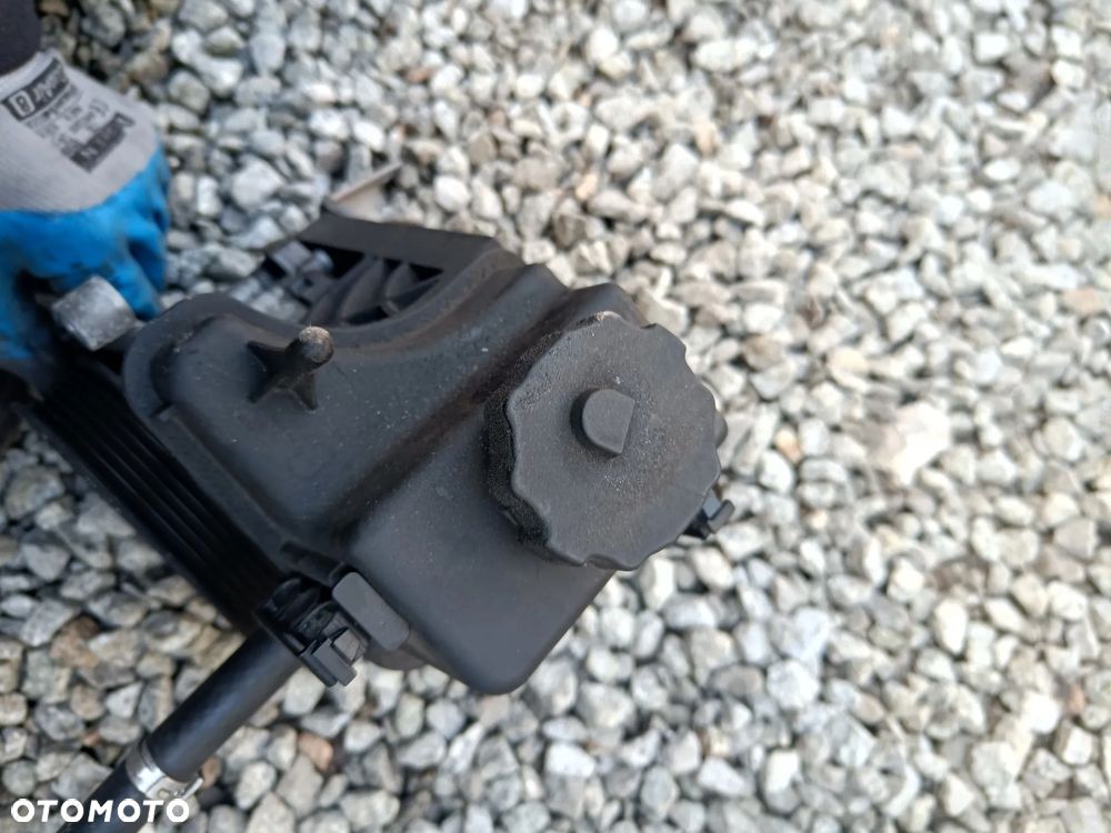 MERCEDES W204 W207 W212 2.2 CDI OM651 POMPA WSPOMAGANIA A0064661501 - 7