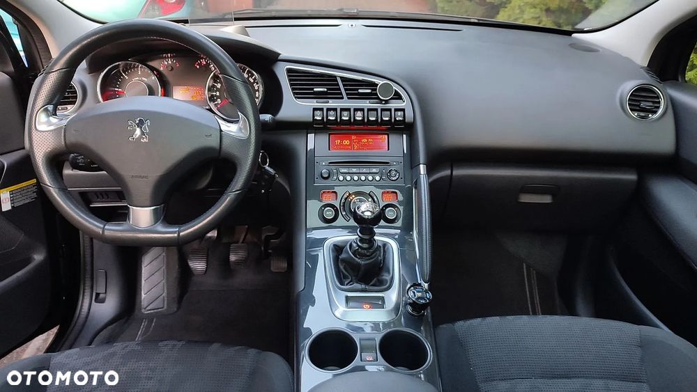 Peugeot 3008 HDi 115 Active - 32