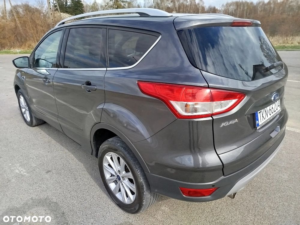 Ford Kuga 2.0 TDCi 2x4 Titanium - 9