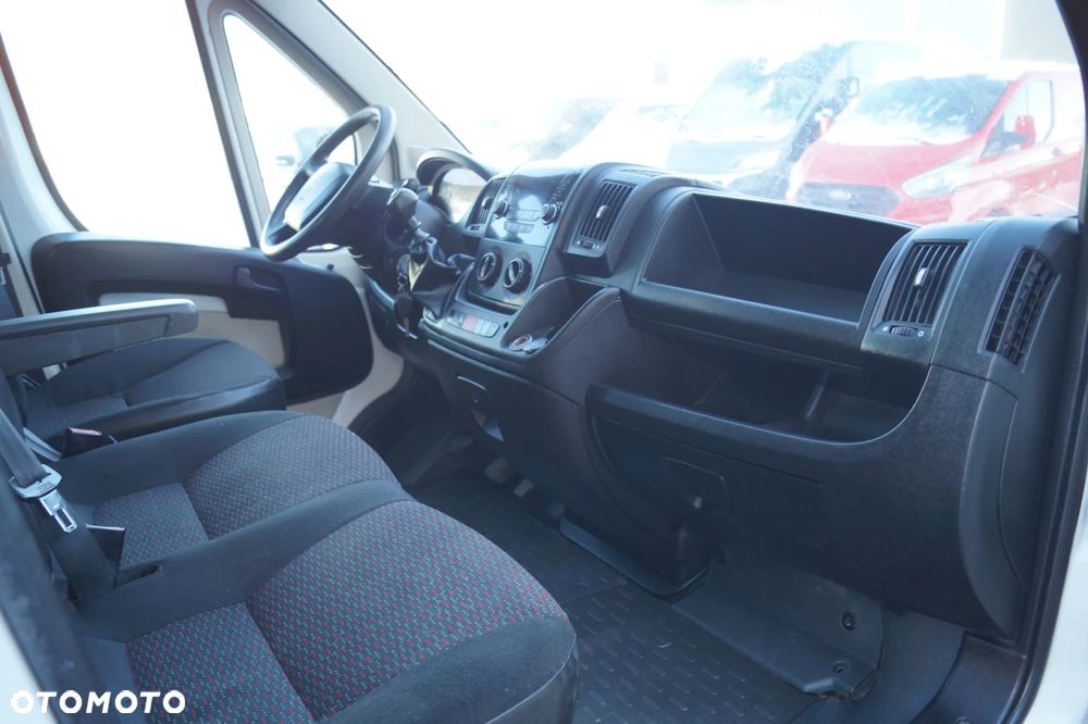 Peugeot Boxer - 25