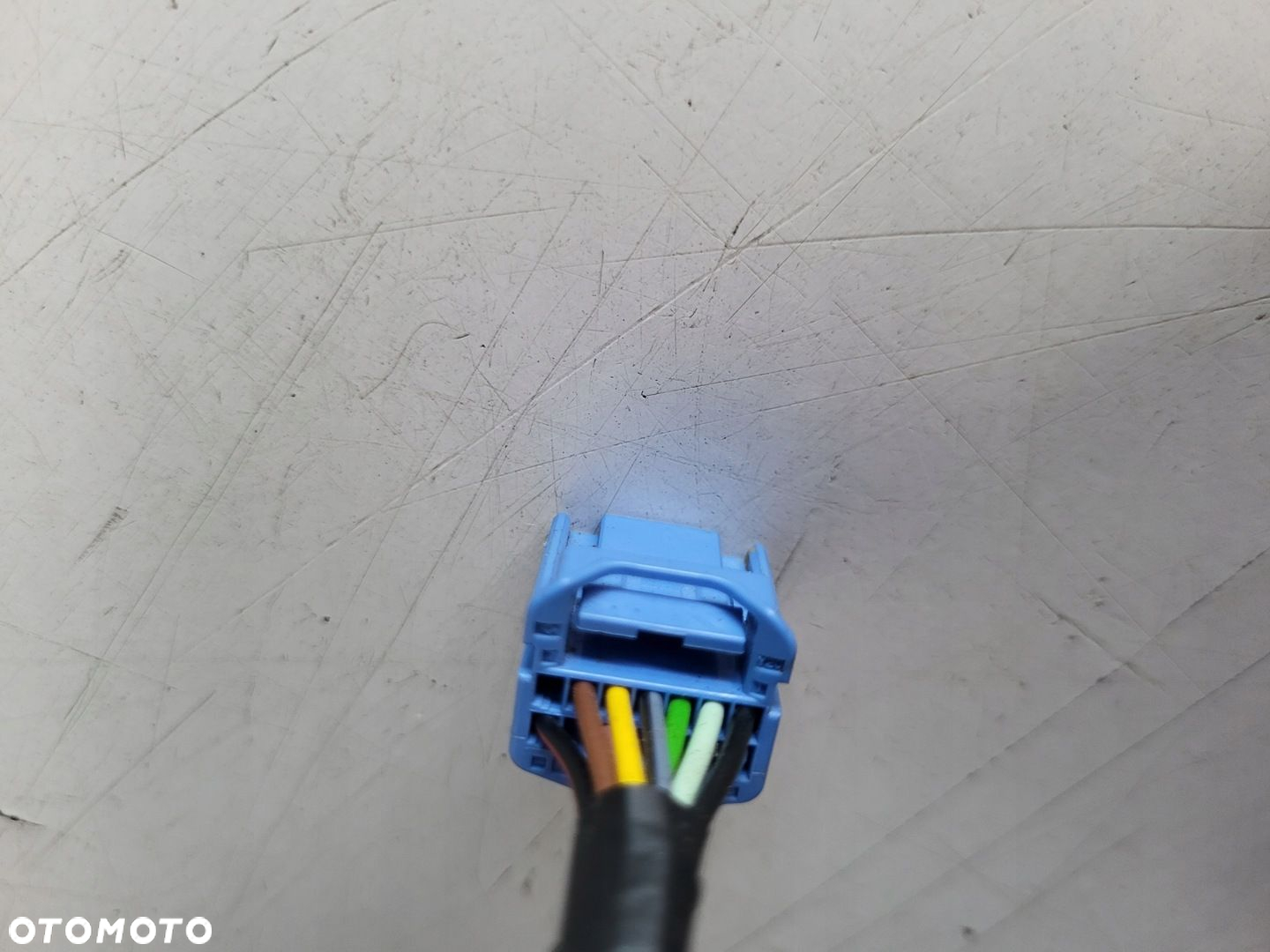 TESLA 3 LUSTERKO LEWE 11 PIN - 14