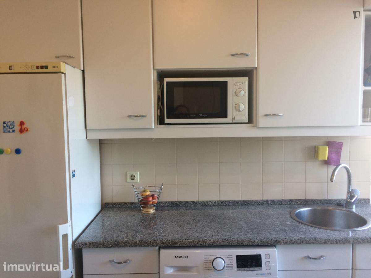 Quarto - localizado em Oeiras Lisbon - Grande imagem: 4/48