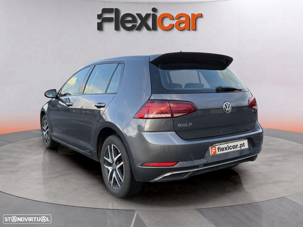 VW Golf 1.6 TDI Confortline - 4