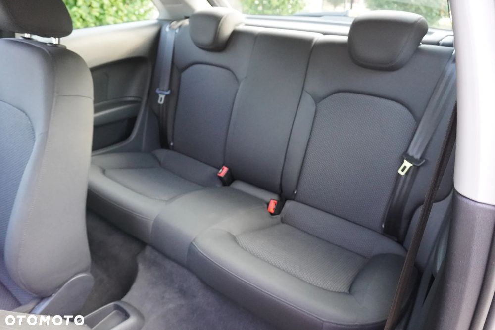 Audi A1 3-drzwiowe 1.6 TDI Attraction - 10