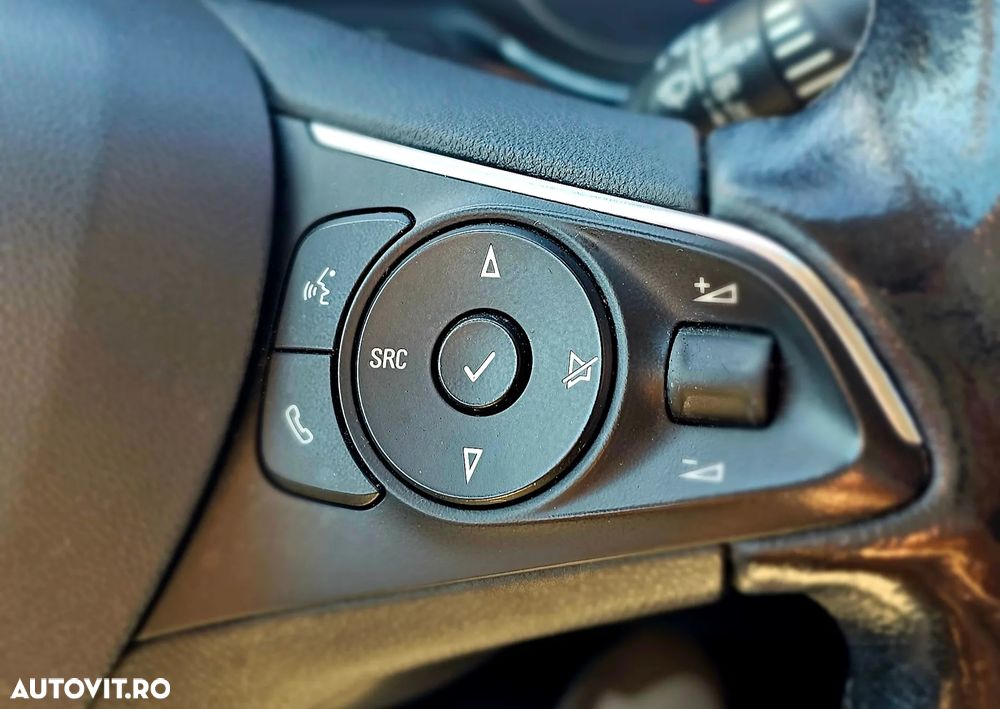 Opel Grandland X 1.2 Turbo START/STOP Aut. Innovation - 27