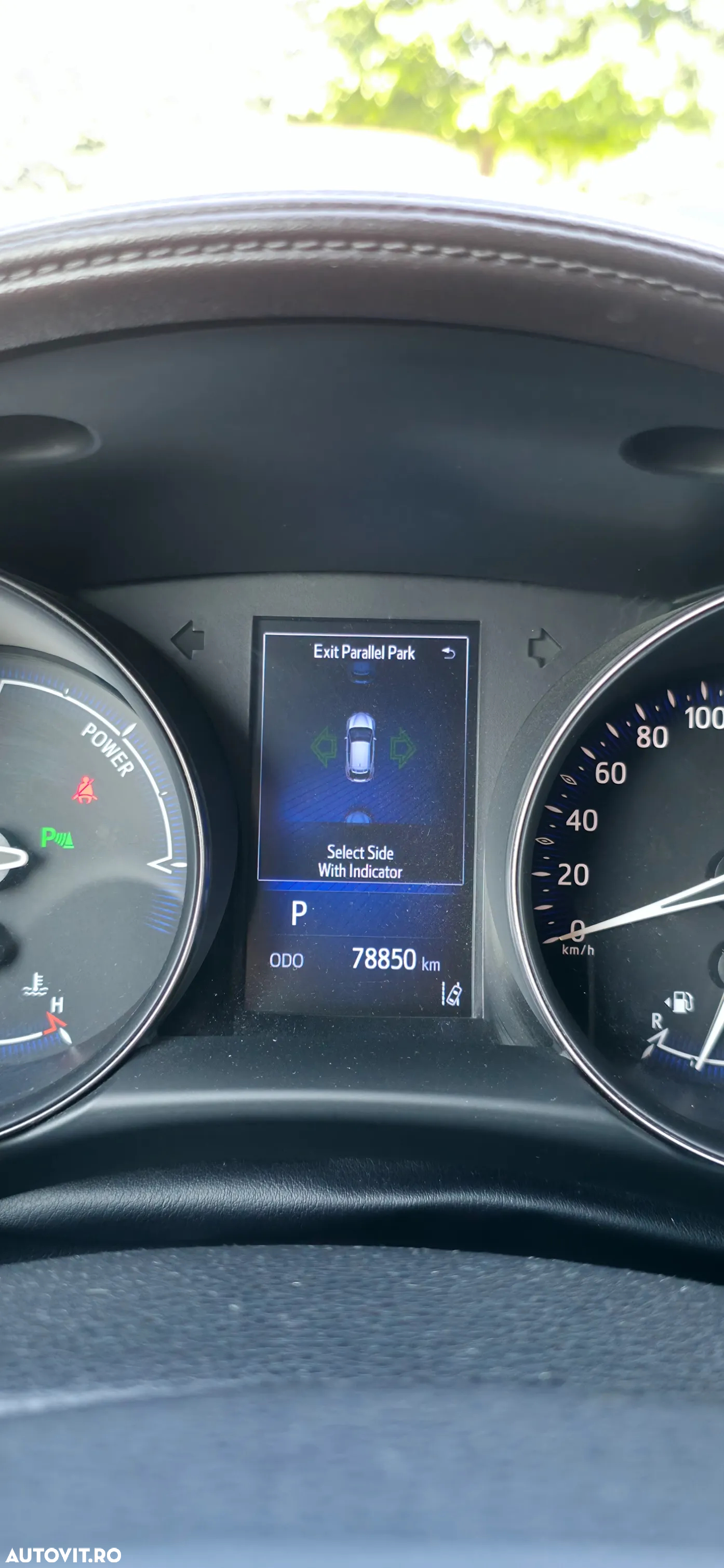 Toyota C-HR 1.8 HSD 122 CP 4x2 CVT C-lassy bi-tone - 23