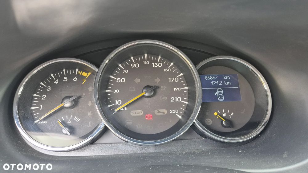 Renault Fluence 1.6 16V Expression Euro5 - 5