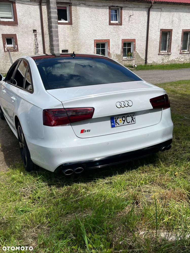 Audi S6 Limousine - 15
